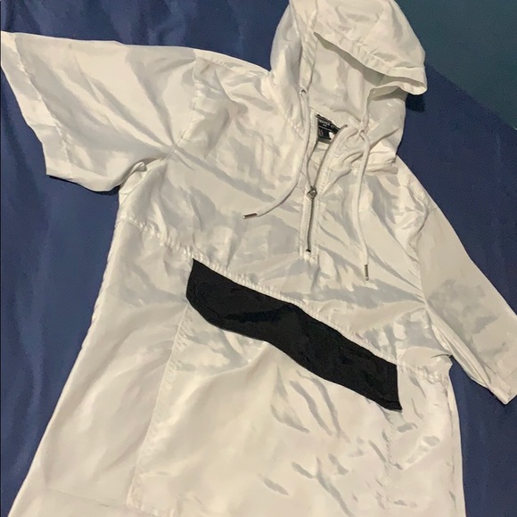 FOREVER 21 MEN Short Sleeve Hoodie. - Picture 5 of 6